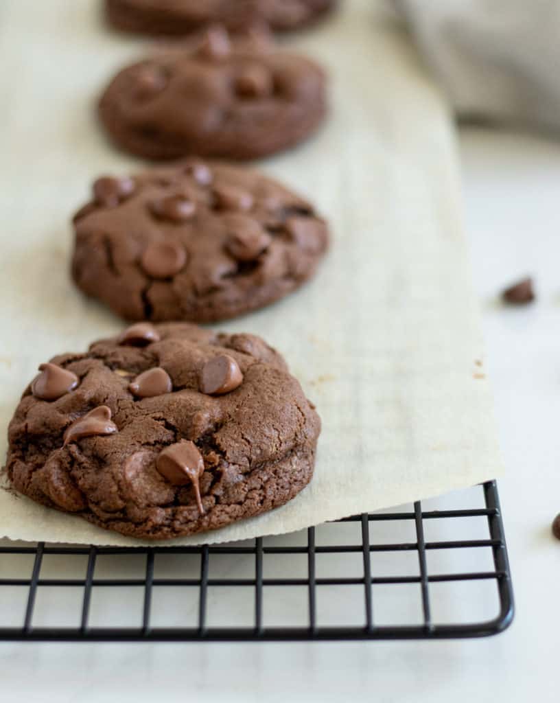 chocolate peanut butter cookies on cooling rack