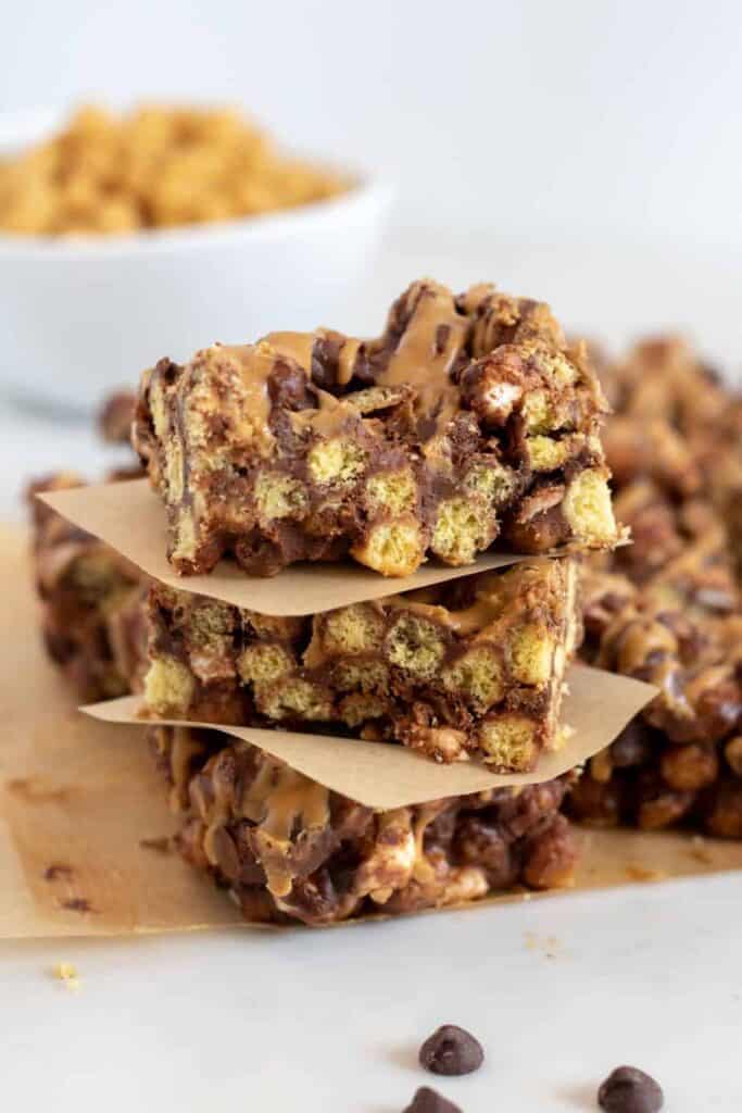 stack of chocolate peanut butter cereal bars