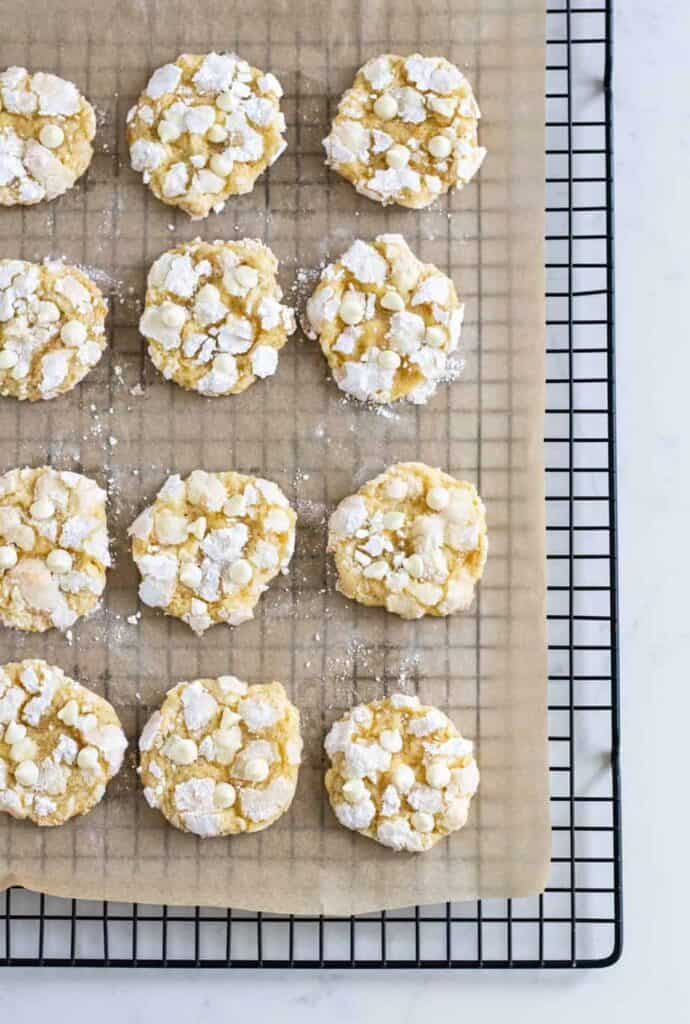 lemon crinkle cookies on cooling rack