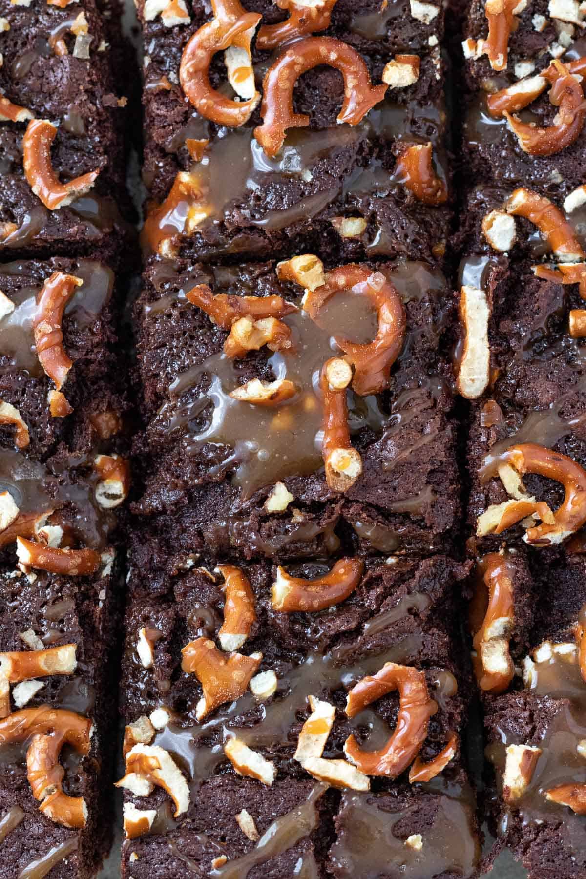 close up view of salted caramel pretzel brownies