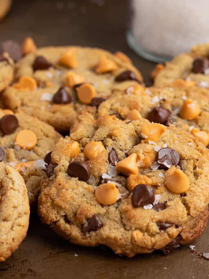 Salted Toffee Chocolate Chip Cookies The Marble Kitchen